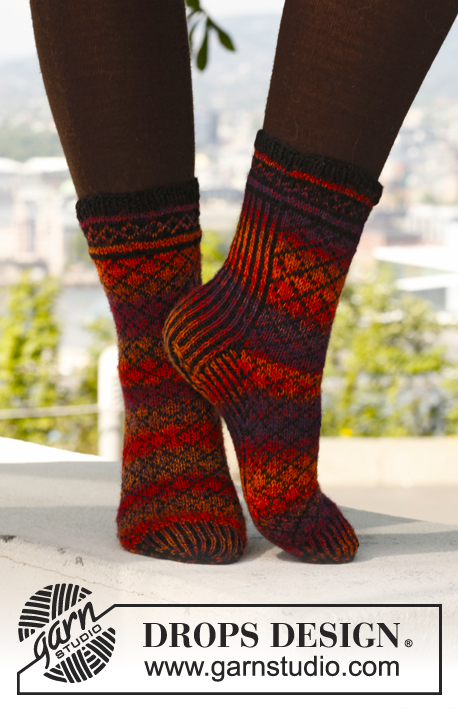 Chaussettes Nordiques / DROPS 143-21
