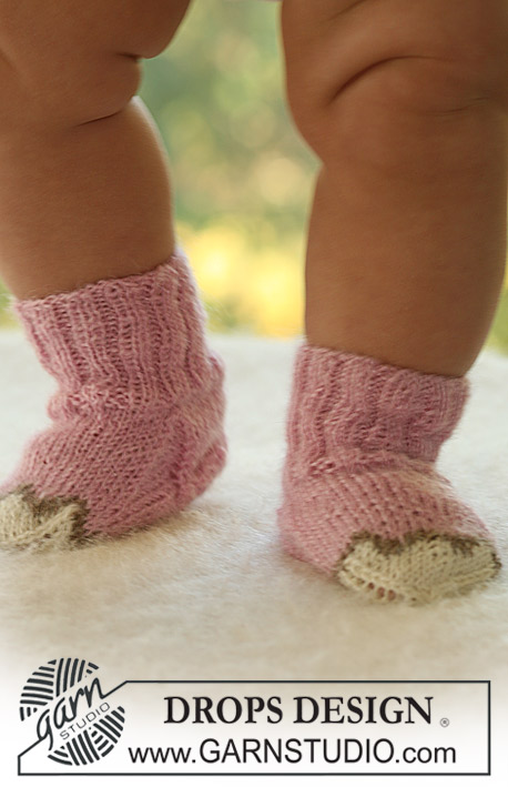Ponožky a botičky pro miminka / DROPS Baby 17-18